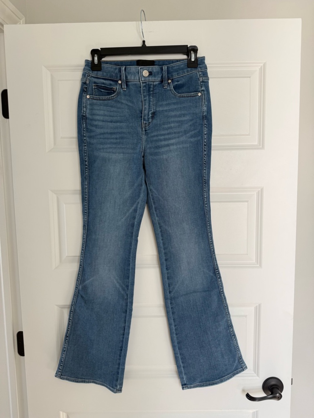 NWOT White House Black Market High Rise Skinny Flare Jean